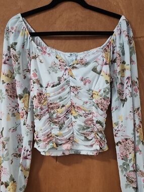 Rue21 White Floral Ruched Long-Sleeve Semi Sheer Blouse Size Small